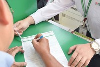 Các công ty tài chính mong muốn lãi suất huy động sớm bình ổn trở lại.