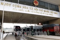 Hoạt động xuất nhập khẩu tại cửa khẩu quốc tế đường bộ số II Kim Thành, huyện Bát Xát, tỉnh Lào Cai. (Ảnh: Quốc Khánh/TTXVN)