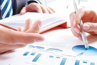 Nếu người sáng lập muốn tên tuổi của họ thực sự trường tồn thì việc đầu tiên phải chăm lo là chọn người xứng đáng