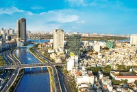 Bên cạnh khó khăn, thách thức nhất định, Việt Nam có không ít cơ hội để thực thi phát triển bền vững và hội nhập với nền kinh tế xanh toàn cầu