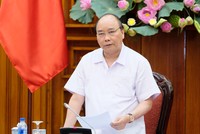 Thủ tướng Nguyễn Xuân Phúc chủ trì cuộc họp Thường trực Chính phủ. Ảnh: VGP/Quang Hiếu