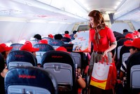 Vietjet chào mừng chuyến bay đầu tiên Nha Trang - Đà Nẵng