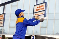 Giá xăng tiếp tục tăng từ chiều nay (30/11)