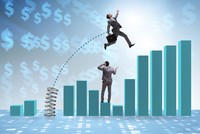 CSV tăng kịch trần trước thông tin giá thoái vốn 136.300 đồng/cp
