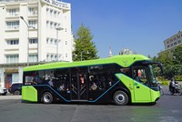 ADB Chủ trì gói tài trợ trị giá 135 triệu USD nhằm hỗ trợ vận chuyển bằng xe điện ở Việt Nam