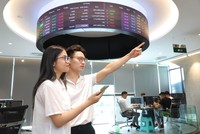 Bắt đầu những “toan tính” lớn