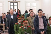 Các bị cáo tại tòa
