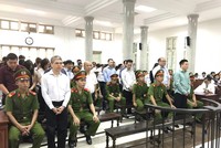 Quang cảnh phiên tòa.