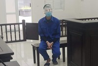 Luật tại tòa.