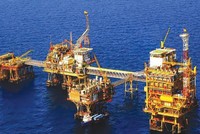 BofA: Giá dầu có thể đạt mức 100 USD/thùng vào năm 2022