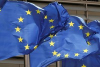 EU tạm dừng kế hoạch đánh thuế kỹ thuật số lên các công ty công nghệ