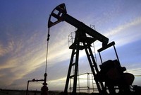 Triển vọng kinh tế suy yếu sẽ đè nặng lên giá dầu trong năm 2023