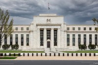 Fed phải lựa chọn giữa lạm phát và sự hỗn loạn của thị trường