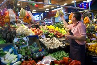 Lạm phát trong tháng 3 ở Tây Ban Nha giảm gần một nửa