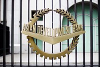 ADB giữ nguyên dự báo tăng trưởng cho Việt Nam ở mức 6,5% trong năm 2022 và 6,7% trong năm 2023.
