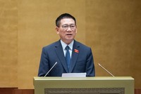 Bộ trưởng Bộ Tài chính Hồ Đức Phớc trình bày Báo cáo ngân sách chiều 23/10.