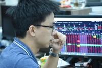 Nhen nhóm cơ hội đầu tư nhìn từ điểm sáng vĩ mô