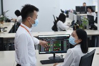Kỳ vọng kịch bản “đáy kép”