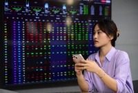 Giao dịch chứng khoán sáng 3/11: Nỗi lo T+