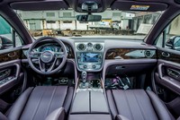 Bentayga V8 phiên bản 100 năm đầu tiên chính thức có mặt tại Việt Nam