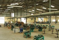 Nhiều ngành, lĩnh vực của Việt Nam chịu tác động cả đầu ra và đầu vào vì dịch Covid-19 (Ảnh minh họa)