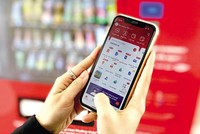 Đến thời điểm hiện tại, 3 nhà mạng có đủ điều kiện là Viettel, VNPT, MobiFone đã nộp đề án xin thí điểm Mobile Money