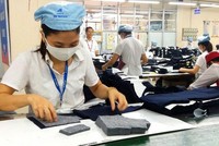 Tại Việt Nam, tỷ lệ thất nghiệp là 2,62% và lực lượng lao động tăng 1,7 triệu người trong quý II/2021