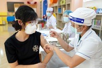 Bộ Y tế đã đồng ý với đề xuất của Sở Y tế TP.HCM tinh giản một số thủ tục trước và sau tiêm chủng vắc-xin.