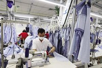 Chi phí tăng cao, mất lao động, mất khách hàng... là những vấn đề lớn với doanh nghiệp hiện nay.