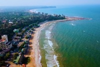 Khu vực bãi tắm Cửa Tùng - Ảnh: Trần Đức Khoa Huân