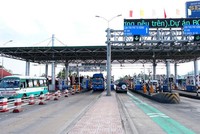Sau hơn 4 năm kể từ khi được đưa vào khai thác, Dự án BOT Cai Lậy được đầu tư hơn 1.300 tỷ đồng đã xuất hiện nhiều hư hỏng nghiêm trọng