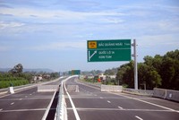 Cao tốc Đà Nẵng - Quảng Ngãi.