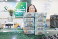 Nợ xấu tăng, nhưng không quá đáng ngại. Ảnh: Dũng Minh