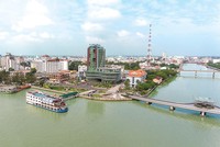 Bến Ninh Kiều nhìn từ quận Cái Răng (TP. Cần Thơ)