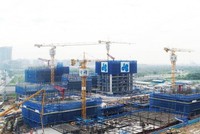 Ngành xây dựng đang rơi vào tình cảnh hết sức khó khăn, nhiều doanh nghiệp đứng trước nguy cơ càng làm càng lỗ.