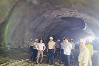 Lãnh đạo Ủy ban Kinh tế Quốc hội kiểm tra Dự án cao tốc Cam Lâm - Vĩnh Hảo.