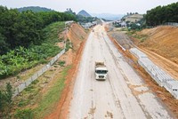 Soi quy mô 16 trạm dừng nghỉ trên cao tốc Bắc - Nam phía Đông