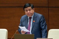 Bộ trưởng Bộ Kế hoạch và Đầu tư Nguyễn Chí Dũng đã ký văn bản gửi Quốc hội báo cáo một số nội dung tiếp thu, giải trình ý kiến của đại biểu Quốc hội tại phiên thảo luận tại Tổ về Dự án Luật Đấu thầu.