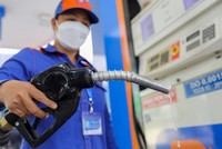 Thị trường xăng dầu trong nước hiện được đảm bảo về nguồn cung, không còn tình trạng thiếu cục bộ.