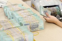 Ngân hàng tuần qua: Tín dụng thấp kỷ lục, nợ xấu vọt tăng, sẽ vận động ngân hàng giảm thêm lãi suất