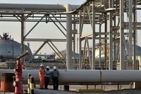 Iraq, nhà sản xuất dầu mỏ lớn thứ hai của OPEC, đã bác bỏ khả năng cắt giảm thêm sản lượng trong cuộc họp dự kiến diễn ra vào đầu tháng 6/2023. Ảnh: AFP