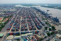 Khu vực FDI xuất siêu hơn 14 tỷ USD
