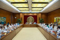 Chủ tịch Quốc hội Vương Đình Huệ chủ trì cuộc họp về công tác chuẩn bị tổ chức Diễn đàn. Ảnh:Quochoi.vn