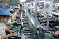 Điện thoại và linh kiện là một trong những mặt hàng xuất khẩu chủ lực có tốc độ giảm mạnh