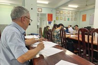 Trái chủ trái phiếu An Đông làm hồ sơ tố cáo để được thành bị hại tại cơ quan công an.