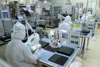 Việt Nam xuất siêu sang EU gần 24 tỷ USD