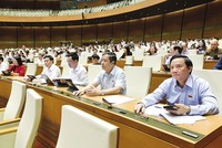 Quốc hội bấm nút thông qua Nghị quyết về Dự toán ngân sách nhà nước năm 2024.
