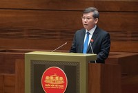 Viện trưởng Viện Kiểm sát nhân dân Tối cao Lê Minh Trí báo cáo trong phiên họp sáng 21/11 của Quốc hội.