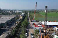 Đường vành đai 3, TP.HCM hiện đang được thi công đồng loạt tại 4 tỉnh thành gồm TP.HCM, Long An, Bình Dương, Đồng Nai . Trong ảnh thi công đường vành đai 3 đoạn qua TP.HCM -Ảnh: Lê Toàn