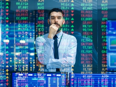 Chứng khoán Mỹ hồi mạnh nhờ đâu?